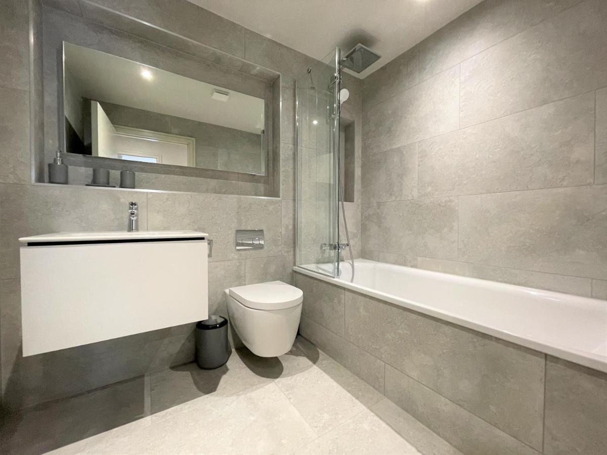 Spectacular 2 Bedroom Apartment In Great Location 셰필드 외부 사진