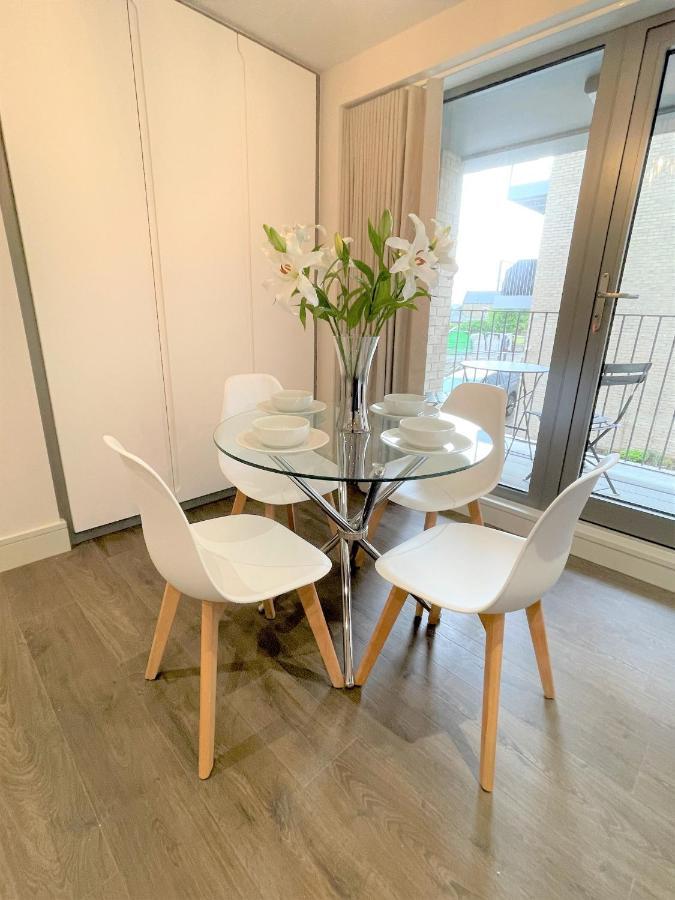 Spectacular 2 Bedroom Apartment In Great Location 셰필드 외부 사진