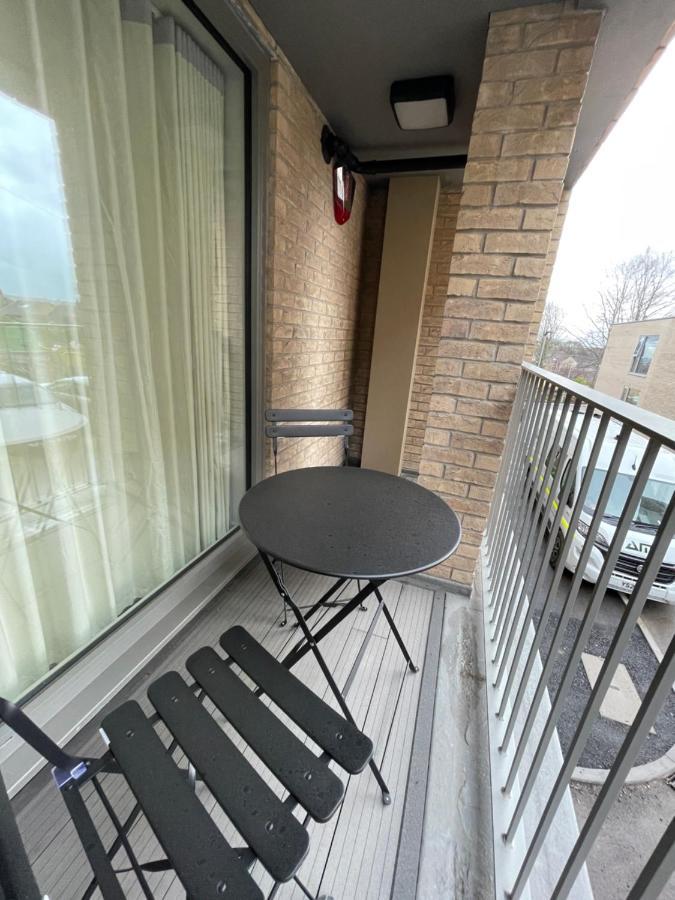 Spectacular 2 Bedroom Apartment In Great Location 셰필드 외부 사진